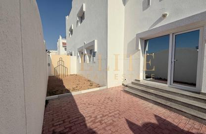Villa - 4 Bedrooms - 5 Bathrooms for rent in Ain Khaled Villas - Ain Khaled - Doha
