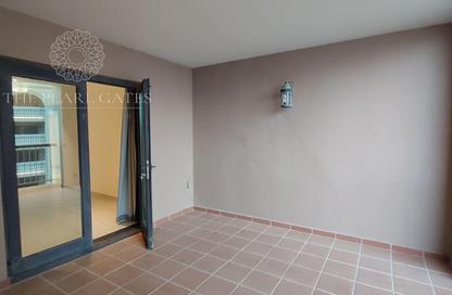 Apartment - 1 Bedroom - 2 Bathrooms for rent in East Porto Drive - Porto Arabia - The Pearl Island - Doha