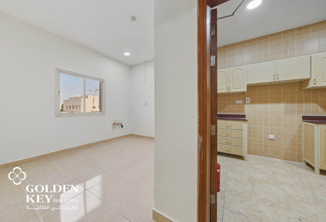 Spacious 2-Bedroom Apartment in Al Aziziyah