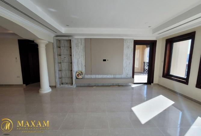 1004773 - Property Image 3