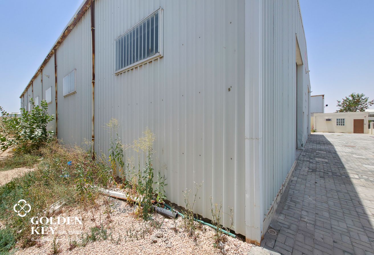 General Warehouse | 2,000 SQM | Birkat Al Awamer