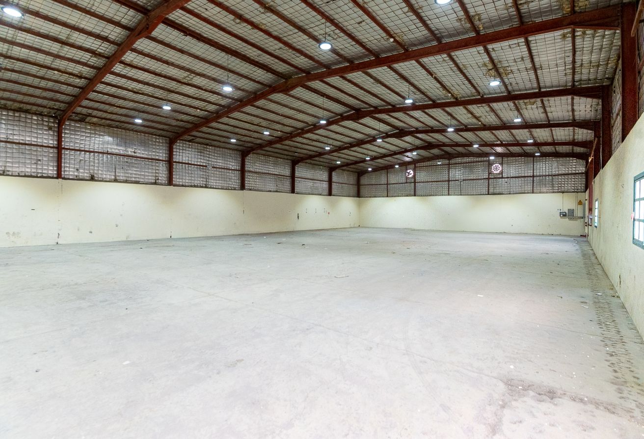 General Warehouse | 1,700 sqm | Industrial Area
