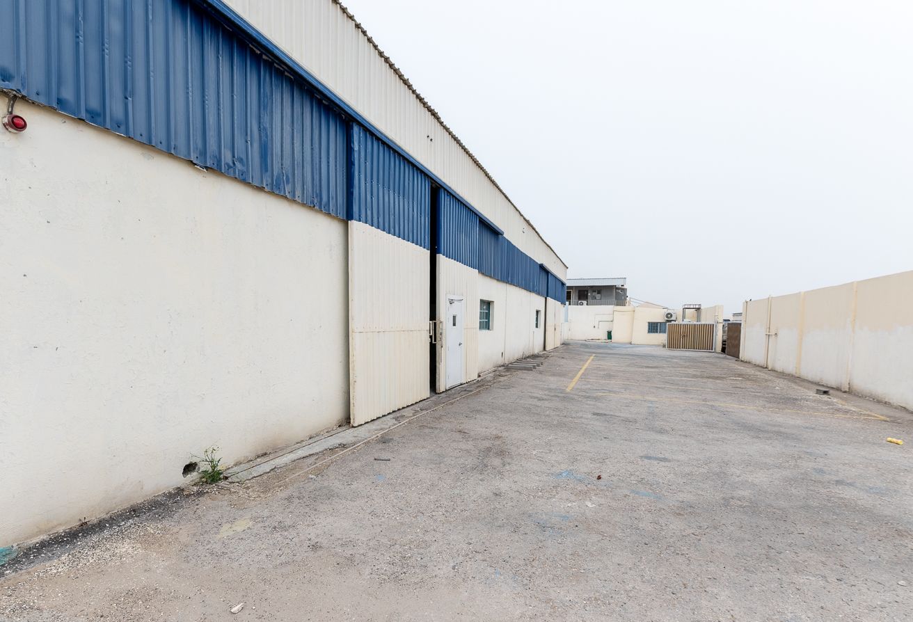 General Warehouse | 1,700 sqm | Industrial Area