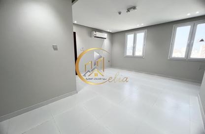 Apartment - 2 - 2 for rent in Old Al Ghanim - Al Ghanim - Doha