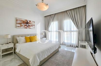 Apartment - 1 - 2 for sale in Carnaval - Qanat Quartier - The Pearl Island - Doha