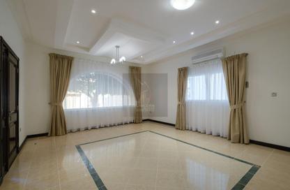 Compound - 4 Bedrooms - 5 Bathrooms for rent in D-Ring Road - D-Ring - Doha