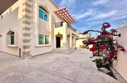 Villa - 5 Bedrooms - 6 Bathrooms for rent in Bu Hamour Street - Abu Hamour - Doha