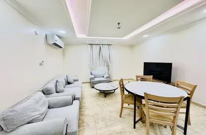 Apartment - 2 Bedrooms - 2 Bathrooms for rent in Al Mansoura - Al Mansoura - Doha