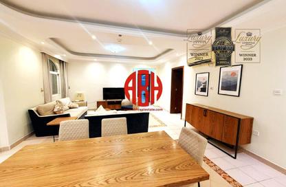 Apartment - 2 Bedrooms - 3 Bathrooms for rent in Al Sadd Road - Al Sadd - Doha