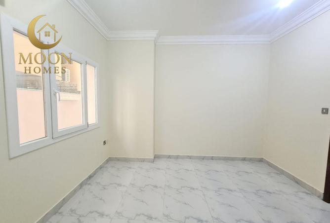 998413 - Property Image 3