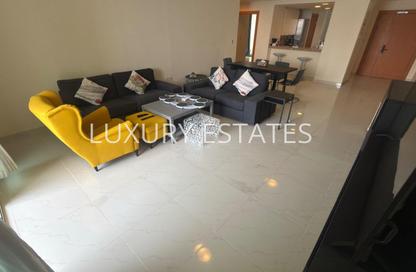 Apartment - 2 Bedrooms - 2 Bathrooms for rent in Tower 29 - Viva Bahriyah - The Pearl Island - Doha Apartment - 2 Bedrooms - 2 Bathrooms for rent in Tower 29 - Viva Bahriyah - The Pearl Island - Doha