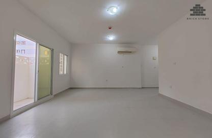 Apartment - 2 Bedrooms - 2 Bathrooms for rent in Muntazah 13 - Al Muntazah - Doha
