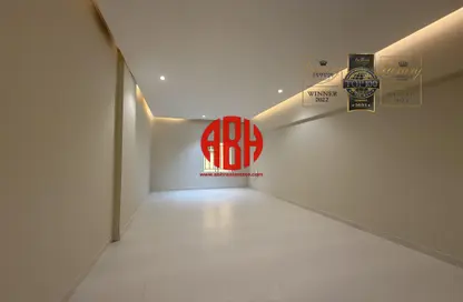 Apartment - 2 Bedrooms - 2 Bathrooms for rent in Al Sadd Road - Al Sadd - Doha