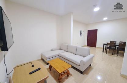 Apartment - 2 Bedrooms - 2 Bathrooms for rent in Al Aqaria Tower - Old Salata - Salata - Doha