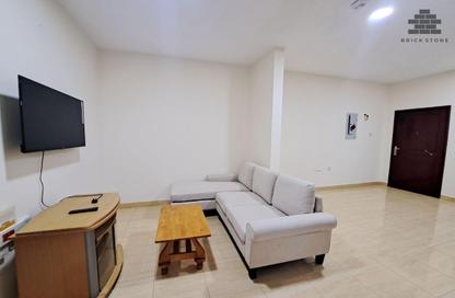 Apartment - 2 Bedrooms - 2 Bathrooms for rent in Al Aqaria Tower - Old Salata - Salata - Doha