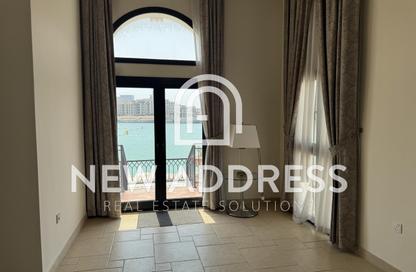 Villa - 3 Bedrooms - 4 Bathrooms for rent in Waterfront Townhouses - Qanat Quartier - The Pearl Island - Doha Villa - 3 Bedrooms - 4 Bathrooms for rent in Waterfront Townhouses - Qanat Quartier - The Pearl Island - Doha