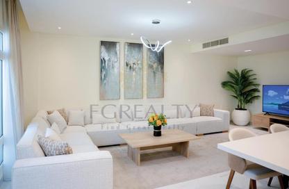 Apartment - 2 Bedrooms - 2 Bathrooms for rent in Giardino Gardens - Giardino Villas - The Pearl Island - Doha