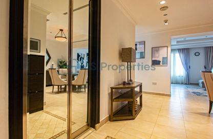 Apartment - 1 Bedroom - 2 Bathrooms for rent in West Porto Drive - Porto Arabia - The Pearl Island - Doha