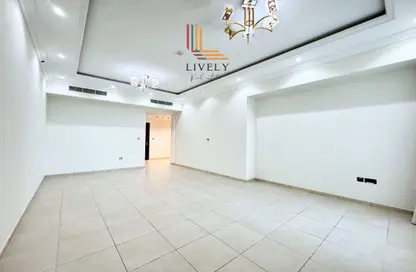 شقة - 2 غرف نوم - 3 حمامات للايجار في مرتفعات مارينا لوسيل - منطقة المارينا - الوسيل