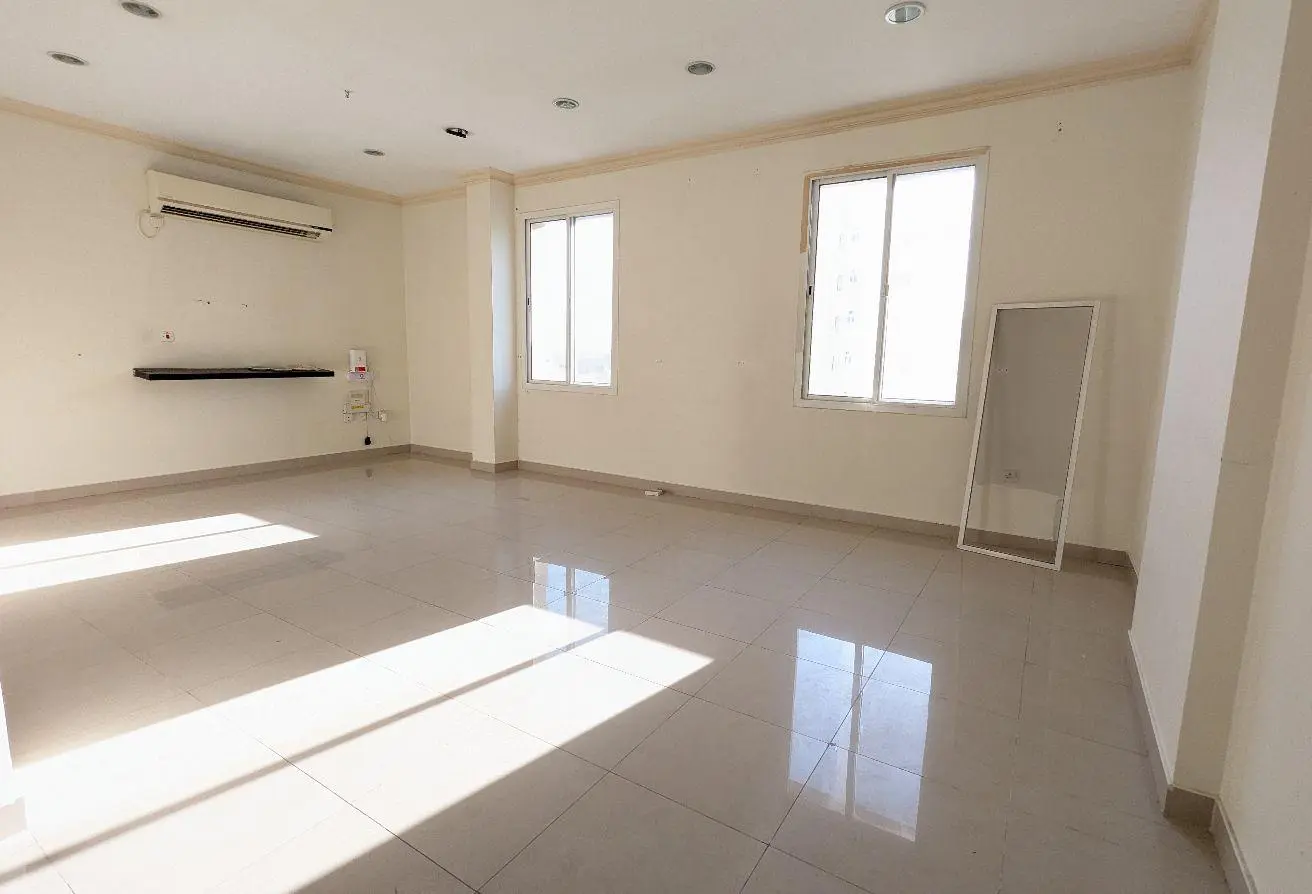 61674383 - Property Main Image
