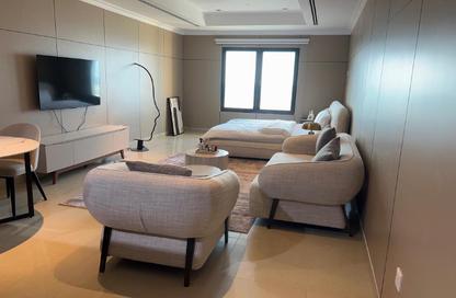 Apartment - Studio - 1 Bathroom for rent in Tower 14 - Porto Arabia - The Pearl Island - Doha