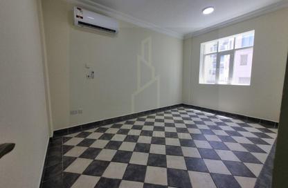 Apartment - 2 Bedrooms - 3 Bathrooms for rent in Anas Street - Fereej Bin Mahmoud North - Fereej Bin Mahmoud - Doha