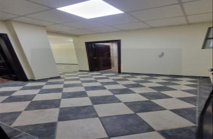 Apartment - 2 Bedrooms - 3 Bathrooms for rent in Anas Street - Fereej Bin Mahmoud North - Fereej Bin Mahmoud - Doha