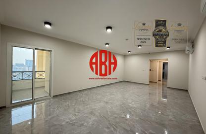 Apartment - 2 Bedrooms - 2 Bathrooms for rent in Musheireb Apartments - Musheireb - Doha