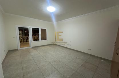 Apartment - 2 Bedrooms - 3 Bathrooms for sale in West Porto Drive - Porto Arabia - The Pearl Island - Doha