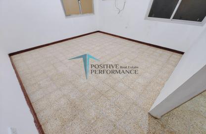 Apartment - Studio - 1 Bathroom for rent in Al Sadd Road - Al Sadd - Doha Apartment - Studio - 1 Bathroom for rent in Al Sadd Road - Al Sadd - Doha