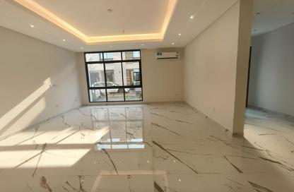 Compound - 5 Bedrooms - 5 Bathrooms for rent in Al Numan Street - Al Aziziyah - Doha