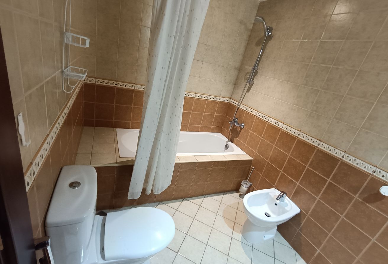 Spacious 1Bhk|Fully Furnished| With Balcony Porto thumbnail 8