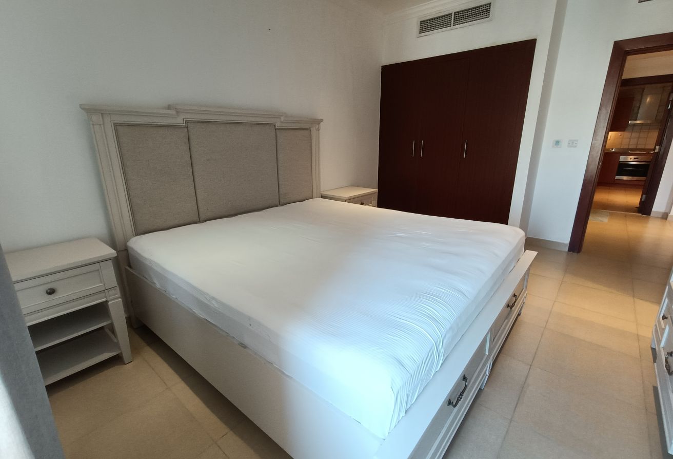 Spacious 1Bhk|Fully Furnished| With Balcony Porto thumbnail 9
