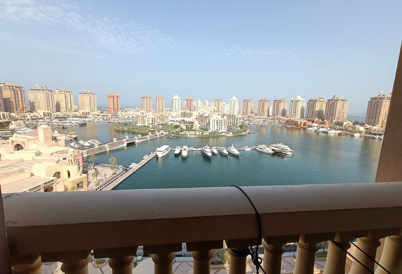 Spacious 1Bhk|Fully Furnished| With Balcony Porto thumbnail 4