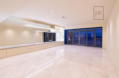 Apartment - 2 Bedrooms - 3 Bathrooms for sale in Seef Lusail Tower 1 - Seef Lusail - Lusail City - Lusail