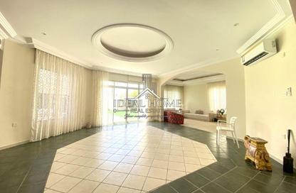 Villa - 5 Bedrooms - 6 Bathrooms for rent in West Bay Lagoon Villas - West Bay Lagoon - West Bay Lagoon - Doha