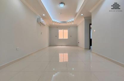 Apartment - 2 Bedrooms - 2 Bathrooms for rent in Al Sadd Road - Al Sadd - Doha