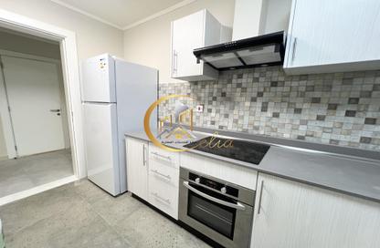 Apartment - 2 Bedrooms - 2 Bathrooms for rent in Thabit Bin Zaid Street - Al Mansoura - Doha