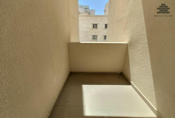 57304060 - Property Image 3