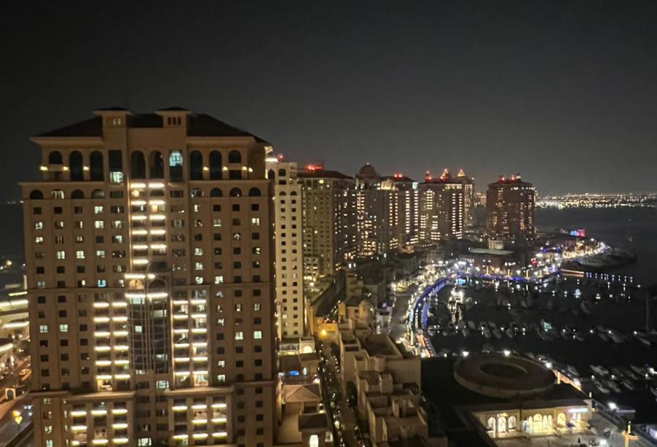 LUXURY RENOVATED 2BHK WITH FULLY MARINA VIEW