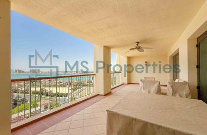 Apartment - 2 Bedrooms - 3 Bathrooms for rent in East Porto Drive - Porto Arabia - The Pearl Island - Doha