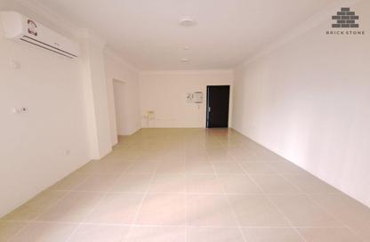 Apartment - 3 Bedrooms - 2 Bathrooms for rent in Al Nasr Street - Al Nasr - Doha Apartment - 3 Bedrooms - 2 Bathrooms for rent in Al Nasr Street - Al Nasr - Doha