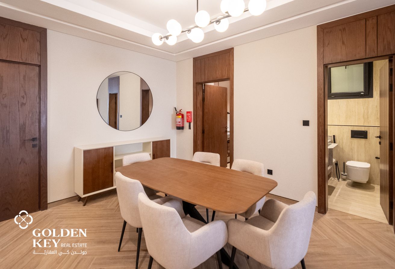 Bills Included | 1BRꟷLuxury Residence in Foxhills