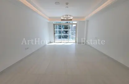 Apartment - 2 Bedrooms - 3 Bathrooms for rent in Crystal Residence - Gewan Island - The Pearl Island - Doha
