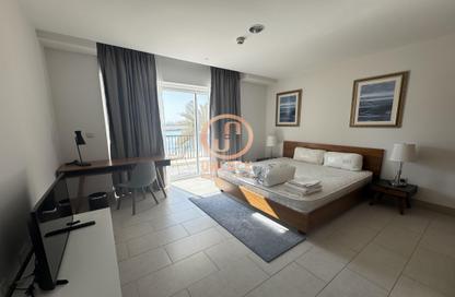 Townhouse - 3 Bedrooms - 5 Bathrooms for rent in Viva West - Viva Bahriyah - The Pearl Island - Doha