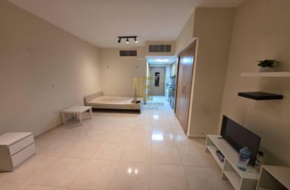 Apartment - Studio - 1 Bathroom for rent in Piazza 1 - La Piazza - Fox Hills - Lusail