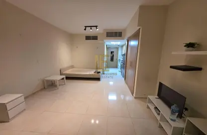 شقة - 1 حمام للايجار في بياتزا 1 - بياتزا - فوكس هيلز - الوسيل