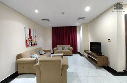 Apartment - 1 Bedroom - 1 Bathroom for rent in Salaja Street - Doha Al Jadeed - Doha