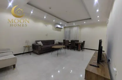 Apartment - 2 Bedrooms - 2 Bathrooms for rent in Al Mansoura - Al Mansoura - Doha