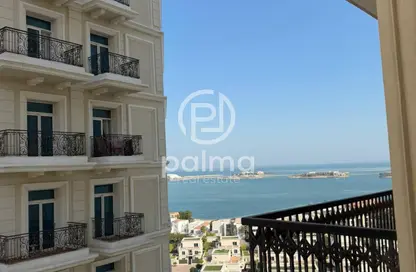 Apartment - 2 Bedrooms - 4 Bathrooms for sale in Floresta Gardens - The Pearl Island - Doha